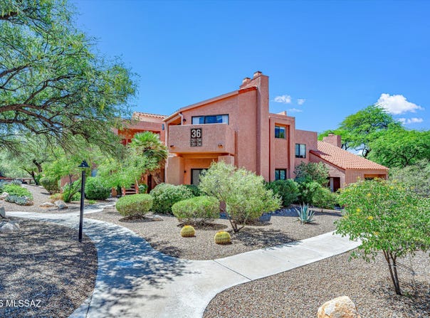 5051 N Sabino Canyon Road, Tucson, AZ 85750