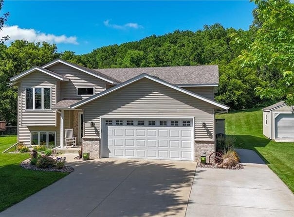 1057 John And Mary Drive SE, Chatfield, MN 55923