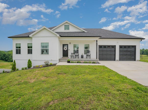 1462 Cat Ridge Road, Waddy, KY 40076