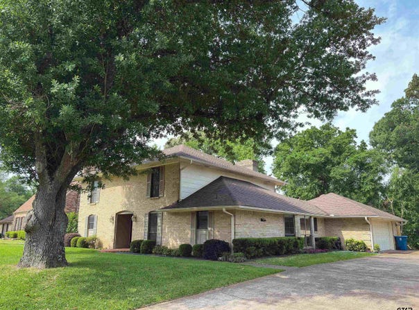 802 Circle Drive, Winnsboro, TX 75494