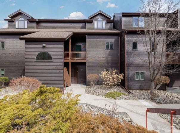 73 - B4 Liftside Dr, Hunter, NY 12442