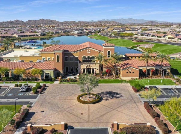 17900 W BRIARWOOD Drive, Goodyear, AZ 85338