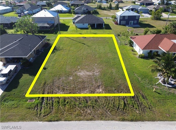 3510 SW 14th Place, Cape Coral, FL 33914