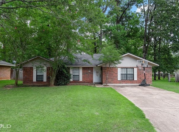 3410 Woodvine Circle, Haughton, LA 71037