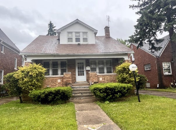 13310 Wilshire Drive, Detroit, MI 48213
