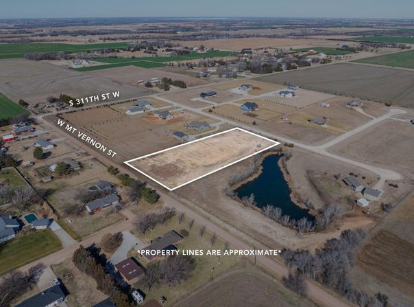 W Siedl Dr, Garden Plain, KS 67050