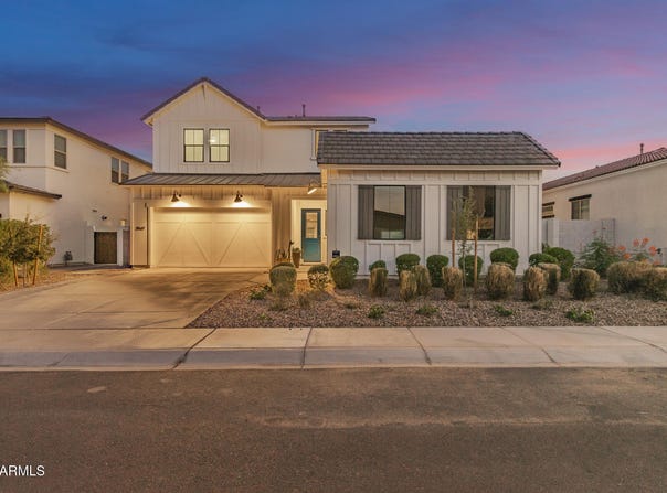 3947 W SERPENTINE Drive, San Tan Valley, AZ 85144