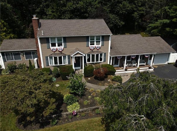 18 Elizabeth Ann Drive, Johnston, RI 02919