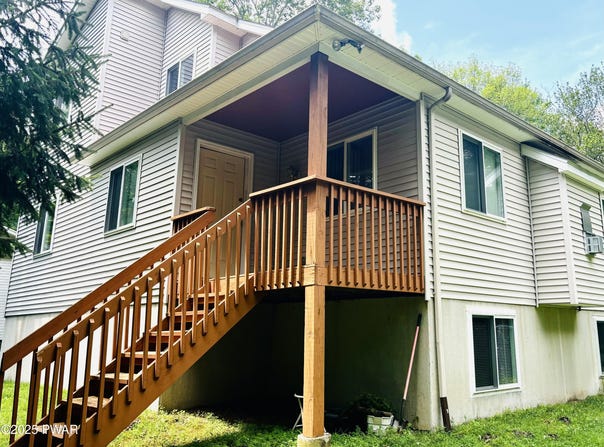129 Skyview Road, Dingmans Ferry, PA 18328