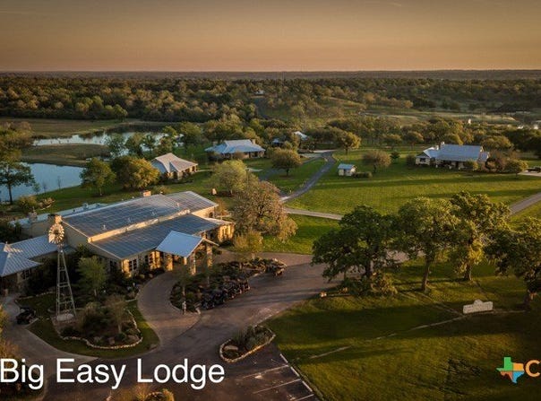 109 Mallard Lane, Columbus, TX 78934