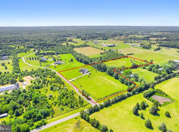 13700 JORDAN MEADOWS LANE, NOKESVILLE, VA 20181