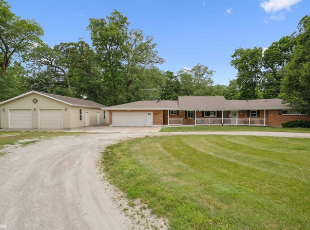 14064 155Th Street, Burlington, IA 52601