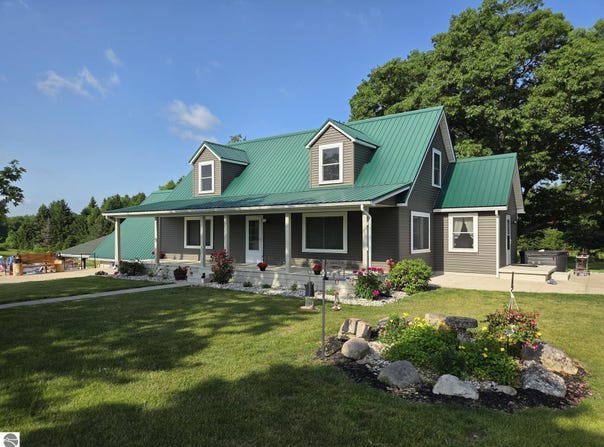 14123 30th Avenue, Remus, MI 49340