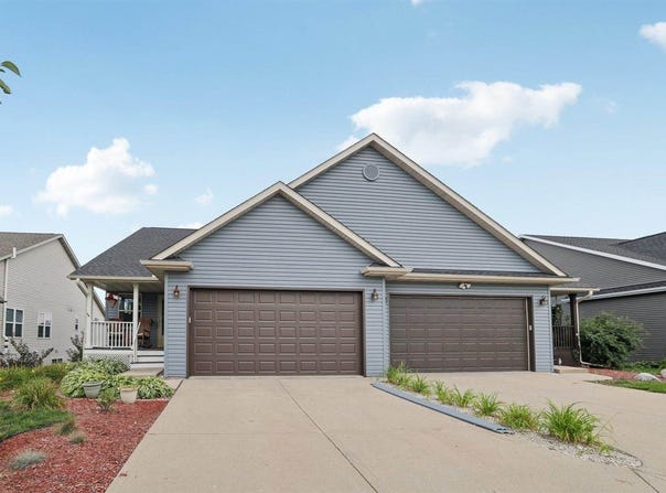 637 Garfield, Evansville, WI 53536