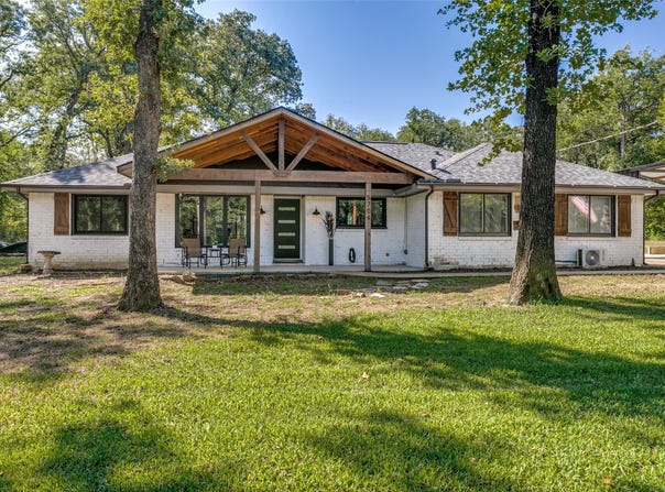 5704 Pecan Circle, Alvarado, TX 76009