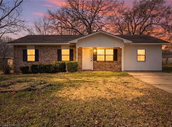 1105 Brentwood DR, Greenwood, AR 72936