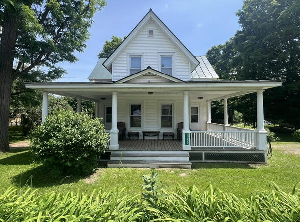 376 Route 15, Jericho, VT 05465