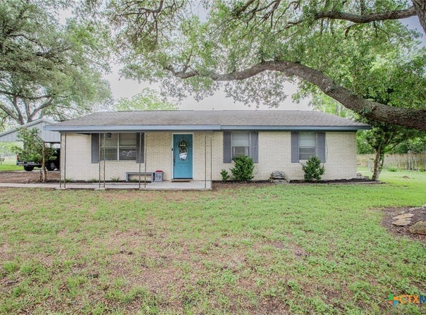 39 N Mesquite Drive, Victoria, TX 77905