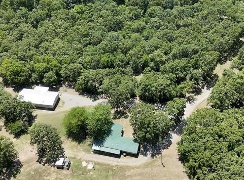 15425 W Hickory Nut Ridge, Tahlequah, OK 74464