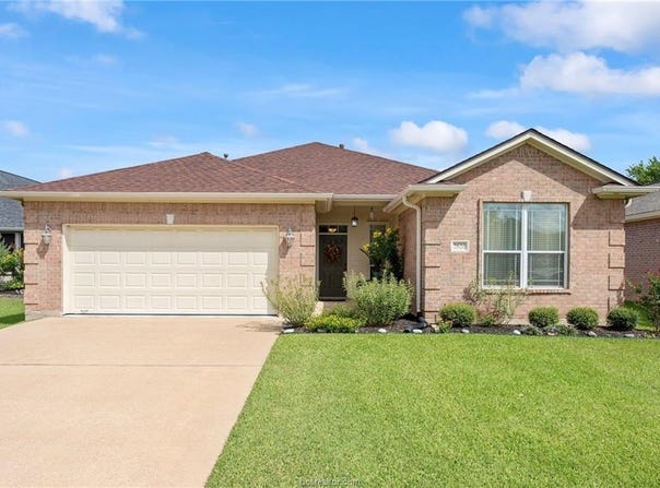 2620 Lochinvar Lane, Bryan, TX 77802