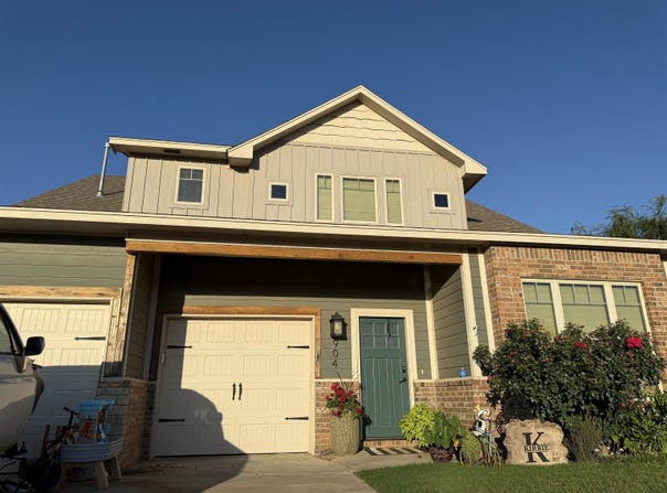 904 E Creek Dr, Woodward, OK 73801