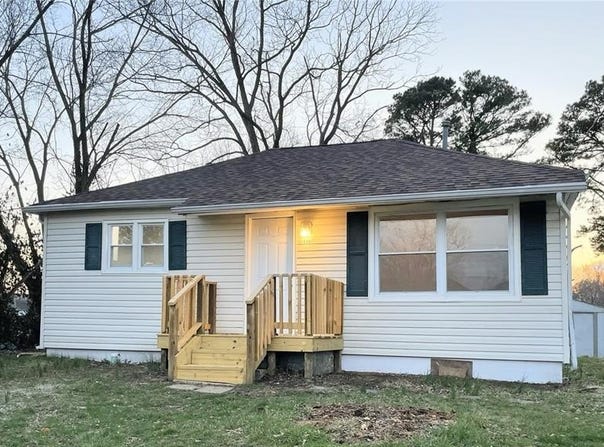 406 Maiden Lane, Cuba, MO 65453