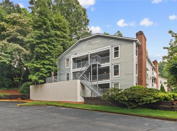 1283 Keys Lake Drive NE, Brookhaven, GA 30319