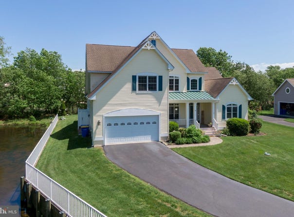 9 LAKE VILLAGE CIRCLE, OCEAN VIEW, DE 19970