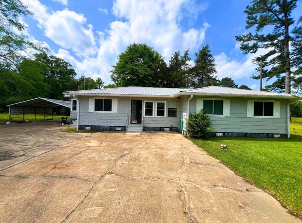 141 Hollins Rd, Pinola, MS 39149