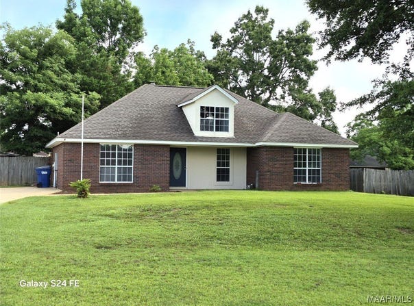 186 Atkin Hill Road, Wetumpka, AL 36092
