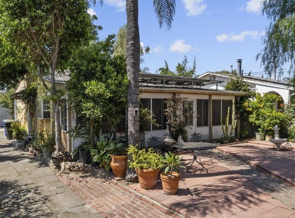 11744 Welby Way, North Hollywood, CA 91606