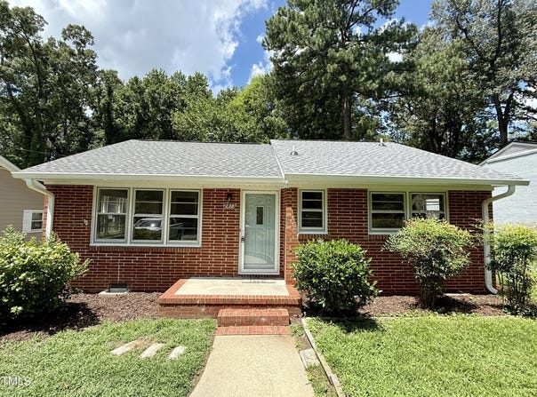 2813 State Street, Durham, NC 27704