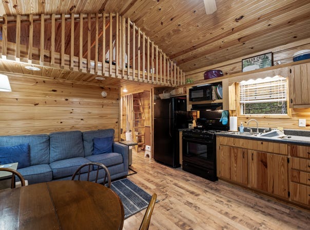 370-368 Varney Shore, Palermo, ME 04354