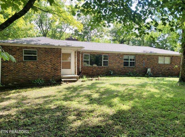 4632 Ellistown Rd, Knoxville, TN 37924