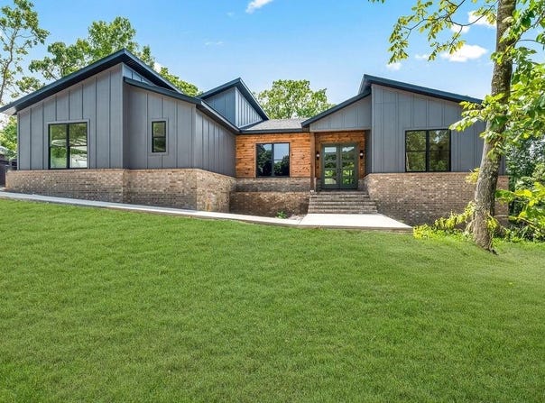 5 Gilling  LN, Bella Vista, AR 72714