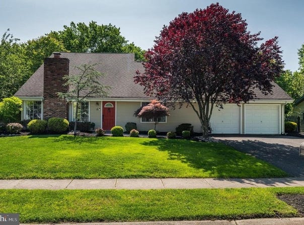 6 HEATHER DRIVE, MARLTON, NJ 08053