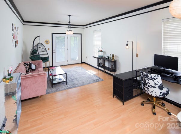 738 Appeldoorn Circle, Asheville, NC 28803