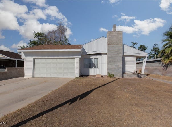 373 Upland Boulevard, Las Vegas, NV 89107