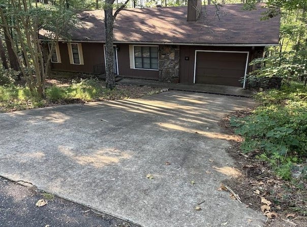 41 Pyrenees Way, Hot Springs Village, AR 71909
