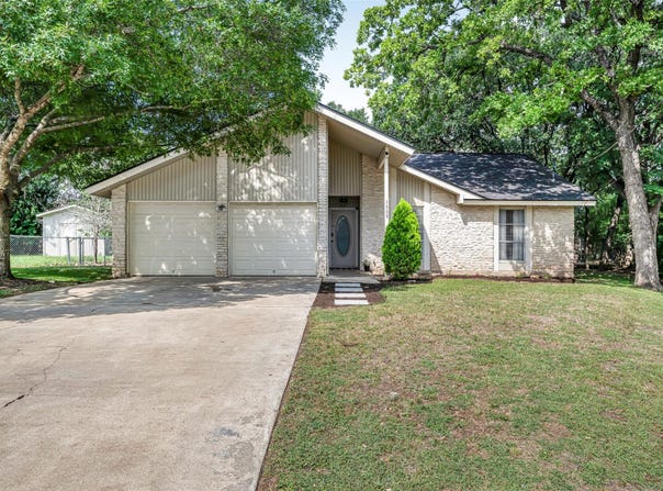 1906 Garden Villa DR, Georgetown, TX 78628