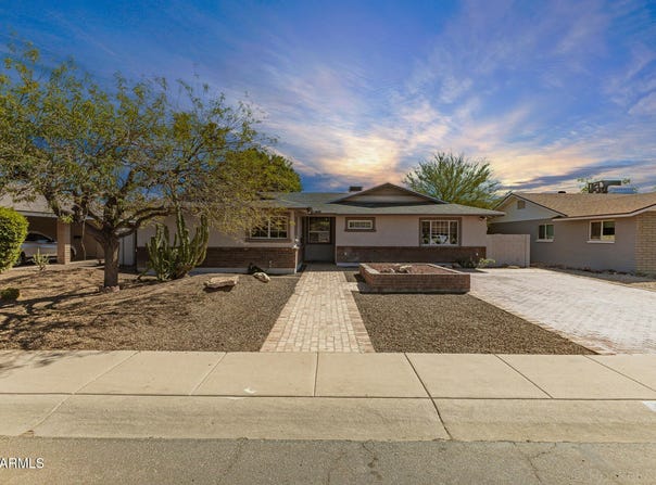 413 E ELLIS Drive, Tempe, AZ 85282