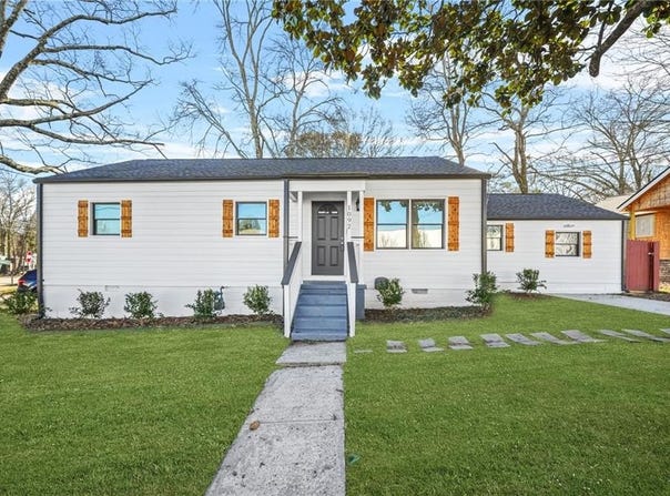 1092 Donnelly Avenue SW, Atlanta, GA 30310