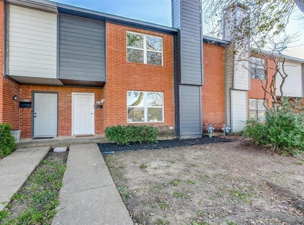 323 Towne House Lane, Richardson, TX 75081