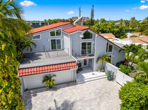 104 Sunfish Lane, Jupiter, FL 33477