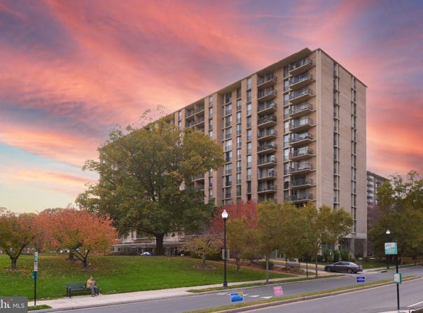 4600 S FOUR MILE RUN DRIVE S, ARLINGTON, VA 22204