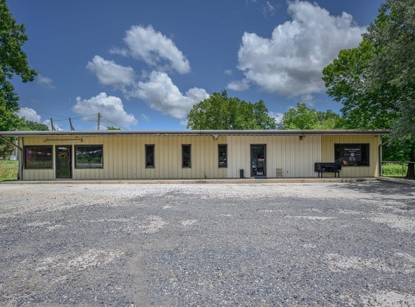 5569 Highway 71 South, Cove, AR 71937