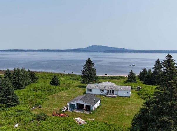 8 Bar Island, Tremont, ME 04674