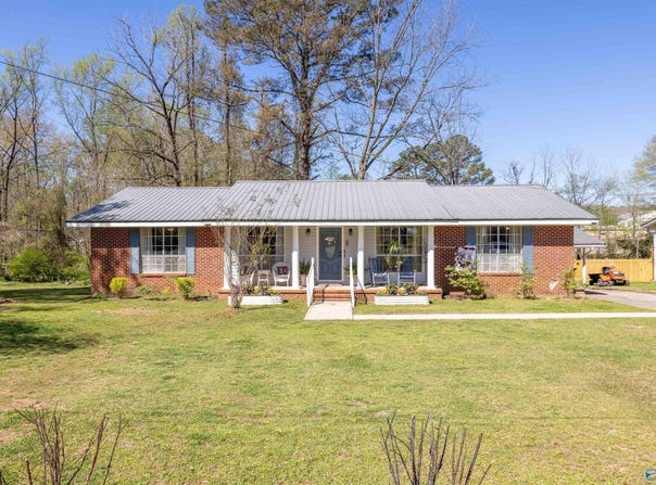 246 Lovers Lane, Hamilton, AL 35570