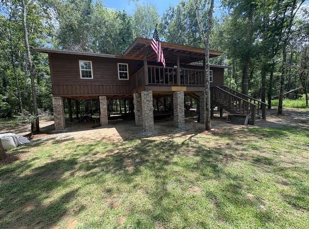 1347 Eagles Point, Surrency, GA 31563