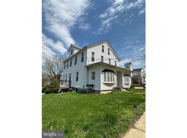 4606 RIDGE Avenue, HALETHORPE, MD 21227